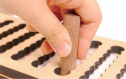 音を利用したリハビリ用品 ‒リハビリの成果を音楽として残すペグ‒