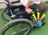 車イスで転ぶ前にピピッとおしらせ~センサで感知~