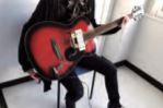 麻痺のある人や苦手な人向けのギター補助具